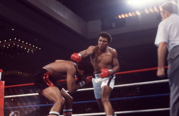 Original-Muhammad-Ali-leon-Spinks-35mm-Color-Slide