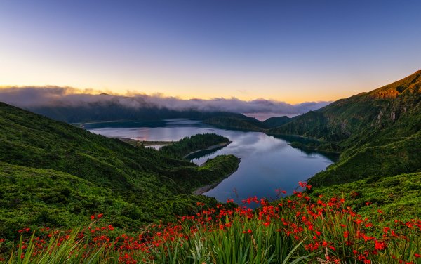 Peizazh-gory-priroda-ozero-lesa-azorskie-ostrova-lagoa-do-fo