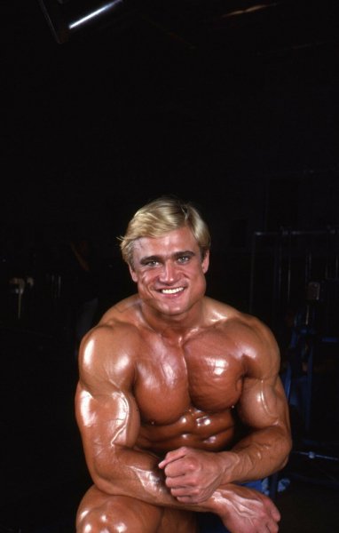 Tom-Platz-IFBB-Pro-Bodybuilder-An-Original-35 27