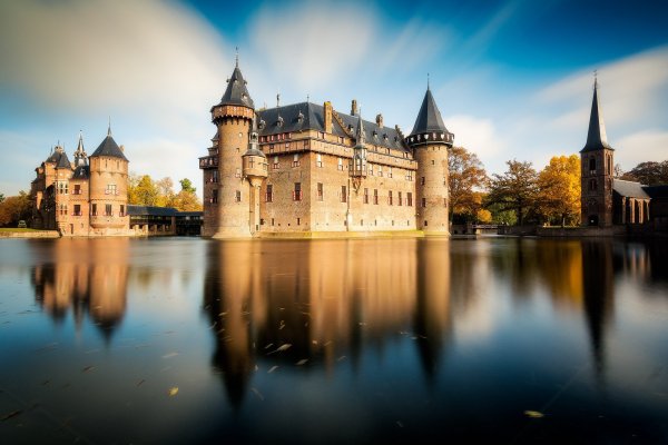 Zamok-niderlandy-gollandiia-utrecht-de-haar-castle