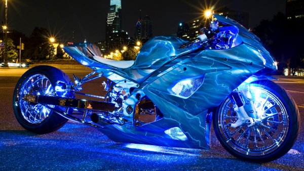 Suzuki-gsx-r1000-suzuki-gsx-r1000