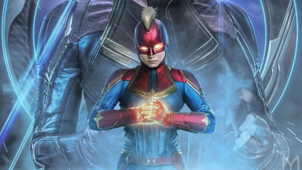 Avengers-endgame-captain-marvel-8k-wallpaper