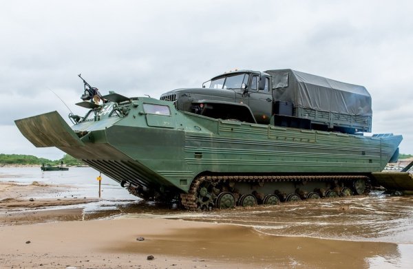 плавающий транспортёр ПТС-2