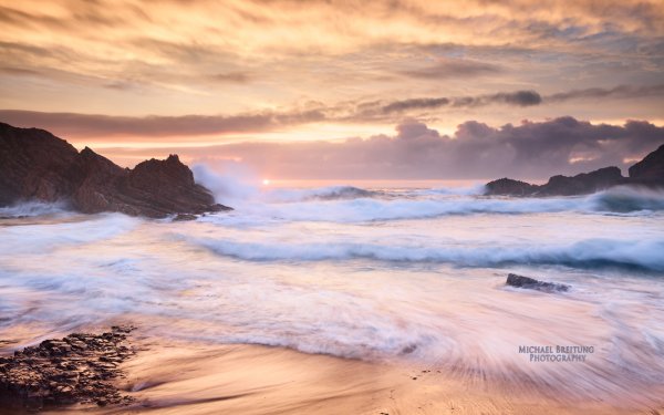 Magic Landscapes 2 by Michael Breitung murder-hole