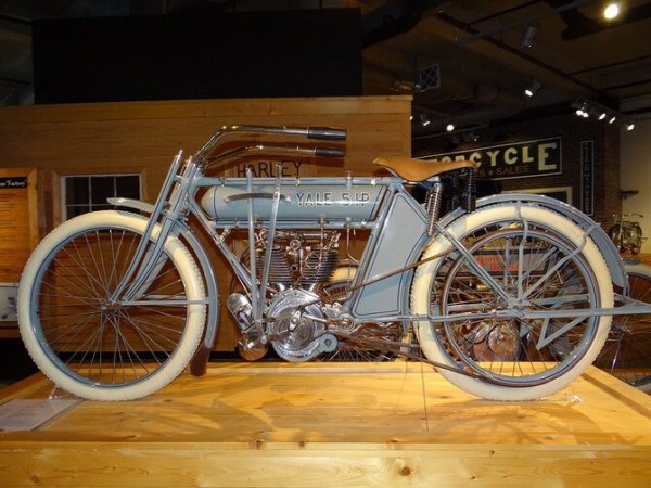 YALE MODEL 25 (1912г.)