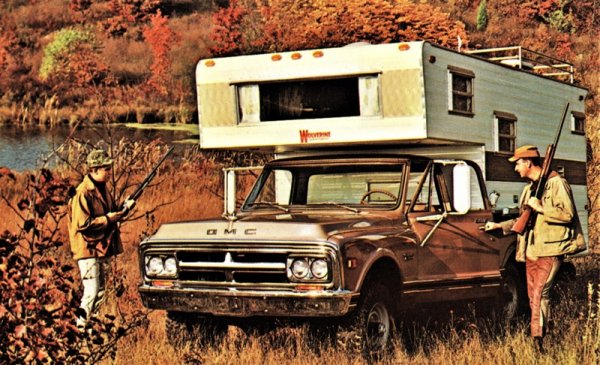 GMC K-2500 Super Custom Wide-Side Camper (1969)