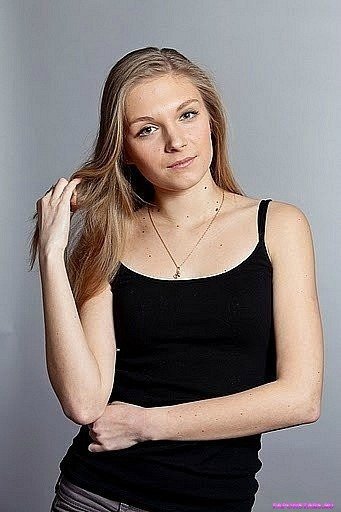 Наташа Скоморохова