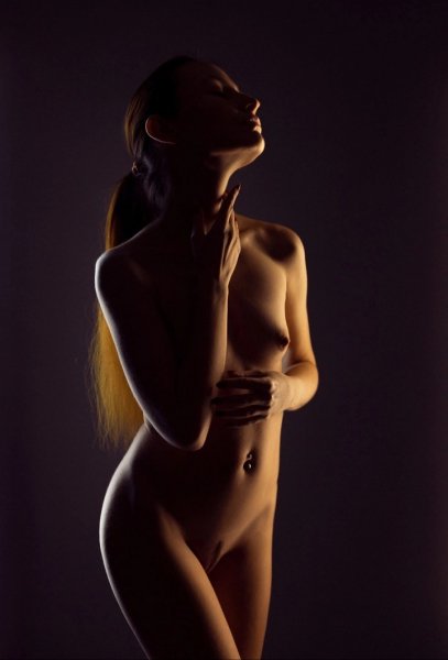 file_99900359