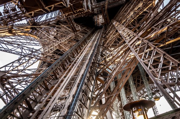 Sky-Paris-France-tower-Nikon-eiffeltower-eiffel-d90-1077035