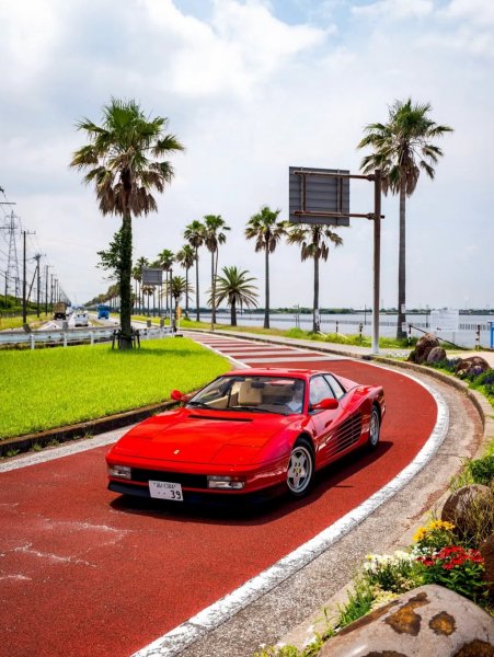 FERRARI TESTAROSSA (1984г.)