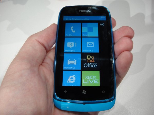 Nokia Lumia 610