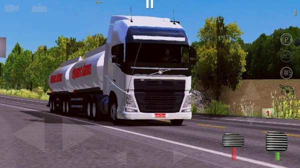 World Truck Driving Simulator 1,053