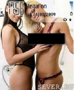 Две очень красивые девушки