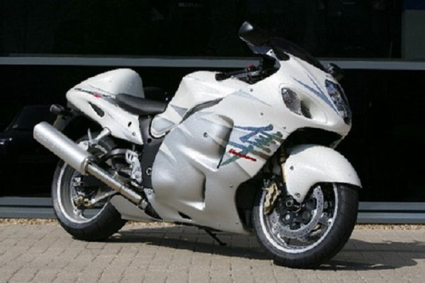 Мотоцикл Suzuki