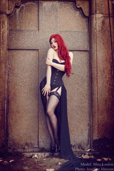 Miss Loulou (1)