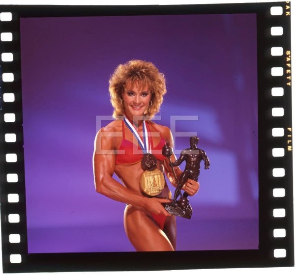 Cory-Corinna-Everson-Bodybuilder-Harry-Langdon-Transparenc