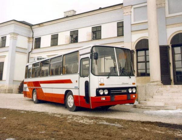 IKARUS 256