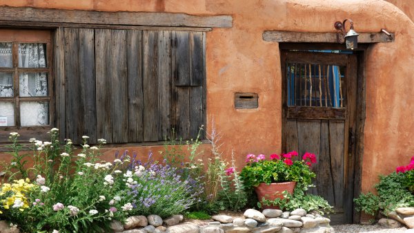 Earthen Buildings Premium 2