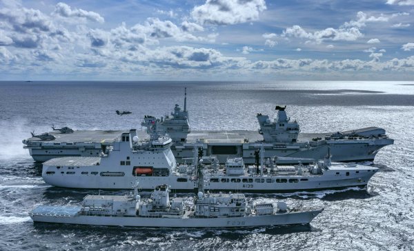 RFA Tiderforce HMS Northcumberland HMS Queen Elizabeth viter