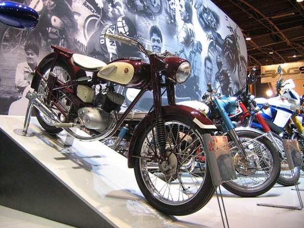 Yamaha 125 old