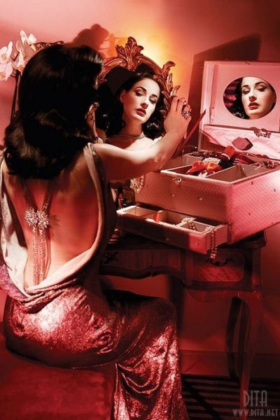 Dita Von Teese (6)