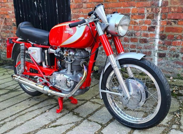 DUCATI 250 MACH I (1966г.)