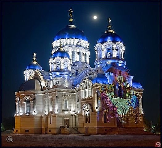 Храм