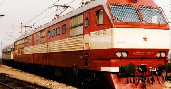Электровоз ЧС200