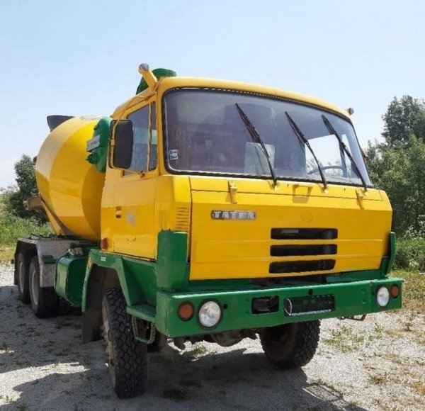 TATRA T815