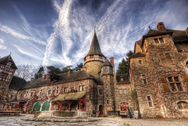 romania-rumyniya-corvin-castle