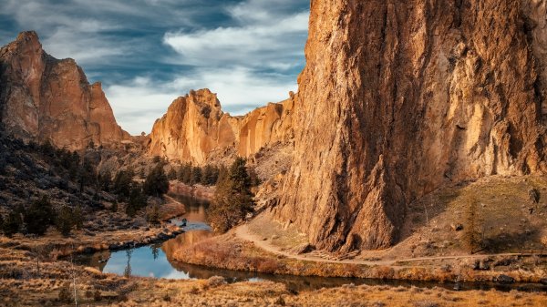 SmithRockPark ROW6845039893 UHD