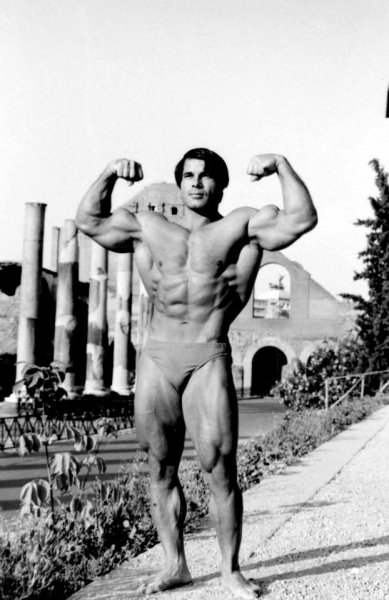 Franco-Columbu-2