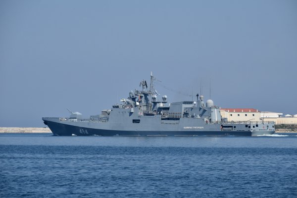 19-9880869-dsc-2124