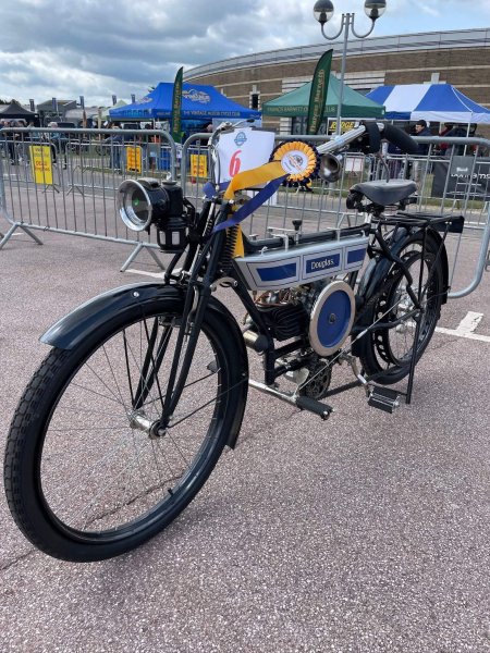 DOUGLAS 2 3.4HP MODEL D (1911г.)