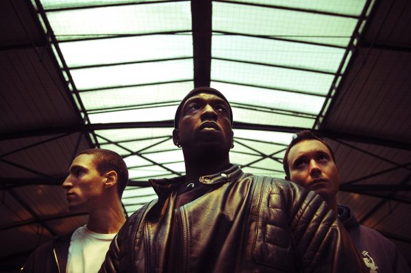 Drumsound &amp; Bassline Smith - Push It Up Selecta