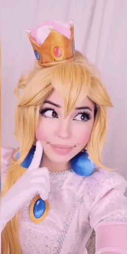 Belle-Delphine-Princess-Peach-Марио-Игры-4748410