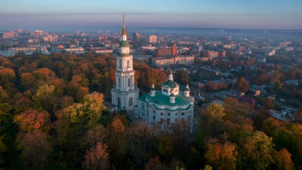 pavel-trefilov-vsekhsviatskii-kafedralnyi-sobor-tula-rossiia
