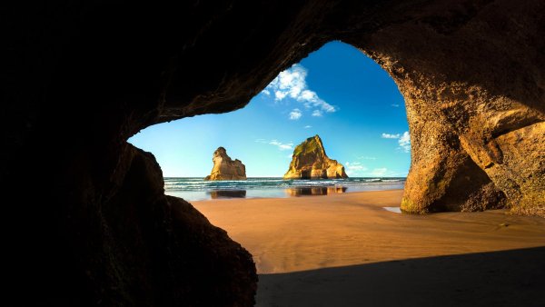Windows-10-official-wallpaper-9-windows-10-394