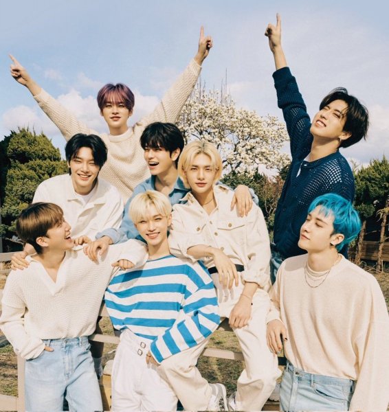 Stray Kids - This &amp; That