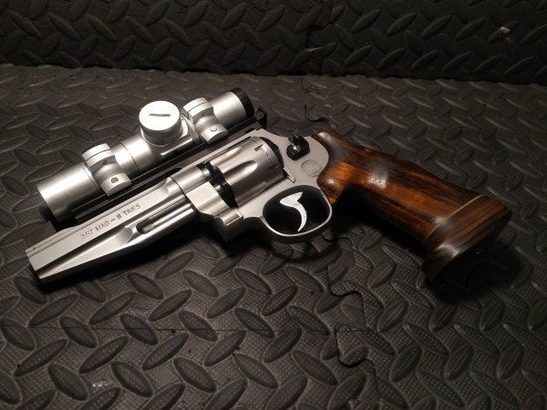 S &amp; W 627