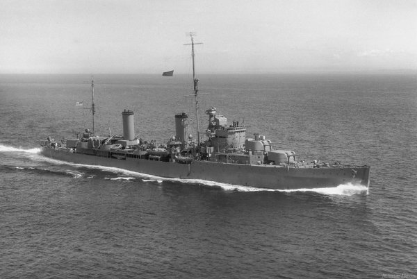 IMG hms arethusa viter59