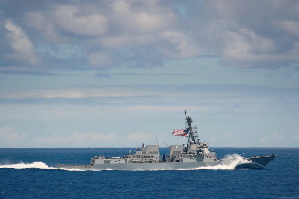 IMG viter59 USS Spruance DDG-111