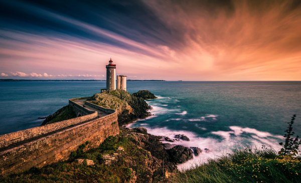 petit-minou-lighthouse-plouzane-brittany-france-maiak-peti-m
