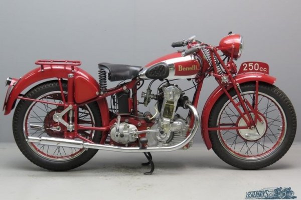 BENELLI N.T. TURISMO 246cc OHC (1937г.)