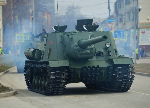 ИСУ-122