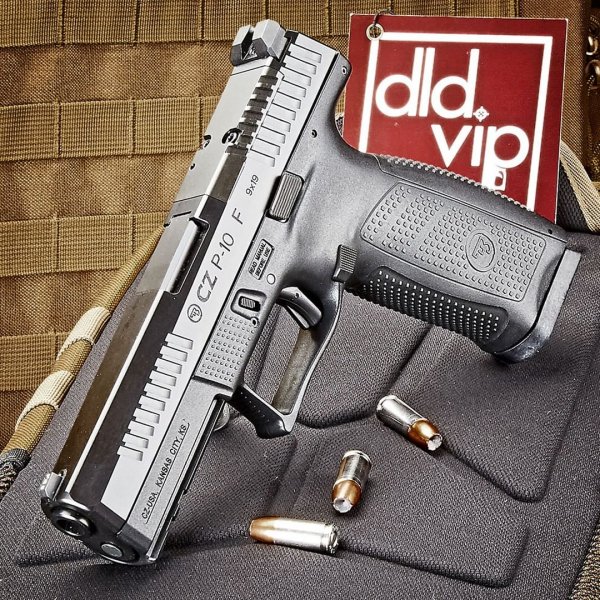 CZ P-10 F