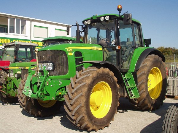 JOHN DEERE 6930