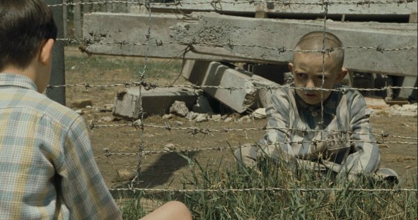 Мальчик в полосатой пижаме (2008)