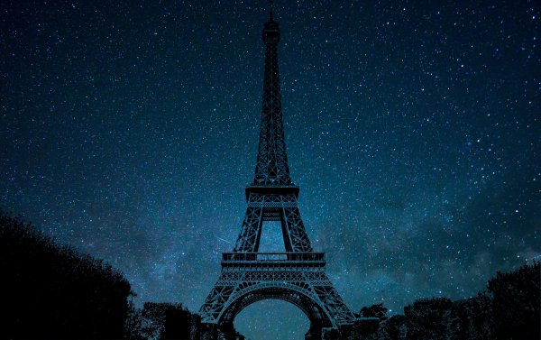 Eiffel-tower-4141381