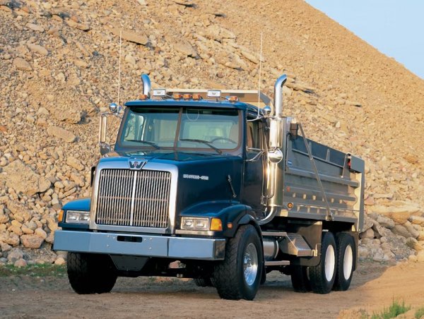WESTERN STAR 4900 SA DUMP TRUCK (2004г.)